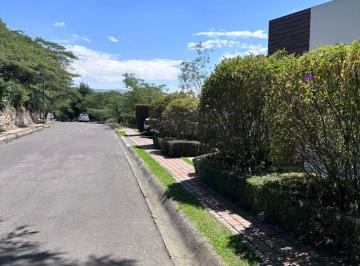 Terreno / Lote , Quito · Terreno Exclusivo Dentro de Urbanizacion de Lujo - Puembo