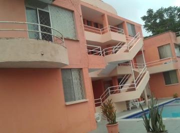Departamento · 81m² · 3 Habitaciones · 1 Estacionamiento · Se Vende Departamento en Tonsupa