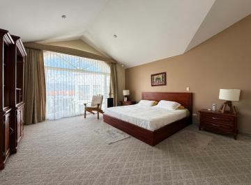Casa de 4 habitaciones, Quito · Casa con 740 m² de Terreno, 4 Dorm. en Venta en Vista Grande