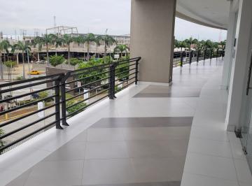 Local comercial de 2 habitaciones, Guayaquil · Plaza Vizcaya Local Comercial Equipado con Aires y Cortinas