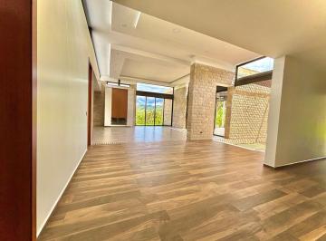 Casa de 4 habitaciones, Cuenca · Vendo Hermosa Casa en Tarqui $320.000