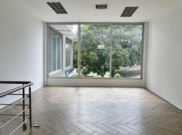 Local comercial , Guayaquil · Oficina Comercial - Local en Urdesa - 98,29 m²