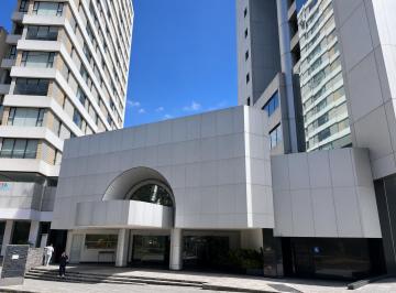 Edificio-Hotel-Fabrica · 7843m² · 29 Estacionamientos · Vendo Propiedad Comercial en La Av 12 de Octubre en Quito
