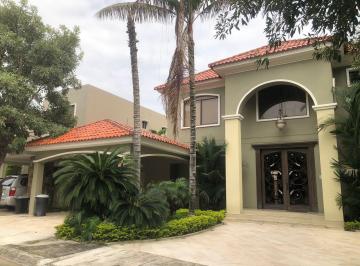 Casa de 5 habitaciones, Guayaquil · Amplia Casa en Alquiler o Venta en Entre Lagos Samborondón