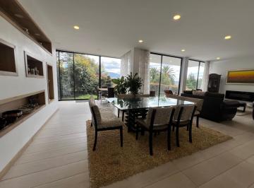 Casa de 4 habitaciones, Quito · Casa en Renta Sector Intervalles