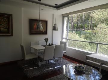 Suite de 2 habitaciones, Quito · Rento Tenis Amoblada Lujosa Suit