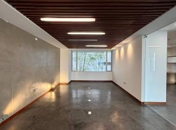 Local comercial , Quito · Local Comercial - en Renta - El Bosque -  220 m²