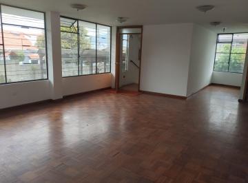 Departamento de 3 habitaciones, Quito · Departamento de Venta Tres Dorm. Norte de Quito