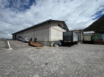 Bodega-Galpón , Quito · Galpón Independiente de 2700 m² en Renta - Sector Calacalí