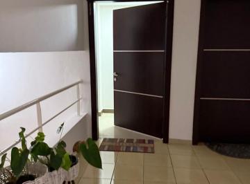 Departamento · 160m² · 3 Habitaciones · 2 Estacionamientos · Departamento Moderno de Venta en Ficoa