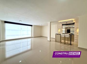 Departamento · 180m² · 3 Habitaciones · 2 Estacionamientos · Departamento Planta Baja Semi - Amoblado en Alquiler – Manta Beach
