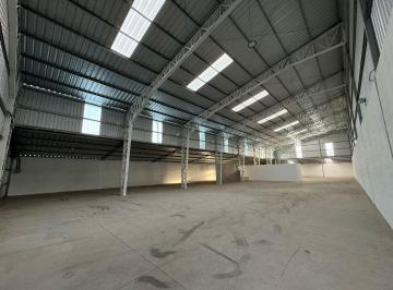 Bodega-Galpón · 850m² · En Renta Bodega o Local Comercial Sobre La Av Interoceánica