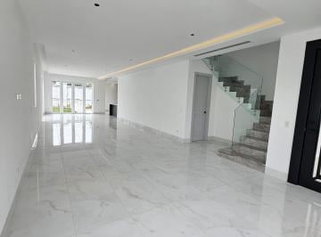 Casa de 3 habitaciones, Guayaquil · En Venta/alquiler Casa en La Urbanización Aires Norte - Vía Samborondon