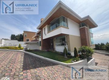 Casa · 859m² · 4 Habitaciones · 6 Estacionamientos · Casa en Cumbayá