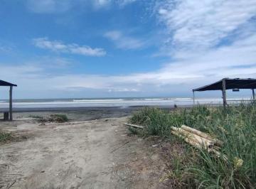 Terreno / Lote , Eloy Alfaro · Se Vende Terreno - Las Peñas Esmeraldas