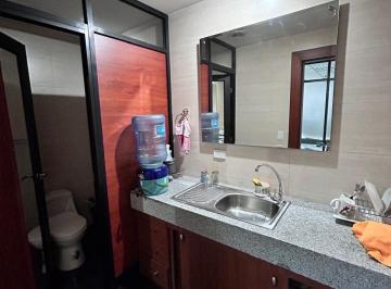 Oficina comercial , Quito · Oficina en Venta Av Orellana y Coruña