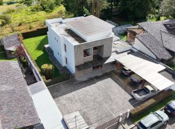 Casa , Quito · Venta Casa Exclusiva Dos Plantas Dentro de Urb Privada Los Chillos