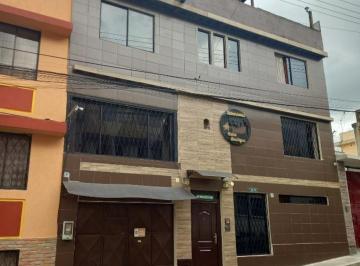 Casa de 12 habitaciones, Quito · Venta Hotel Amoblado Sector Universidad Central en Quito