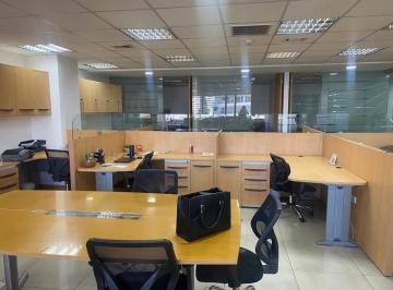 Oficina comercial · 529m² · 3 Habitaciones · 16 Estacionamientos · Av Amazonas, Oficina en Venta, 650 m², 3 Ambientes