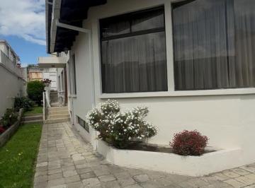 Casa · 503m² · 4 Habitaciones · 3 Estacionamientos · Casa de Venta de Oportunidad Cerca Al Condado Shopping