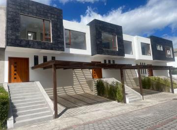 Casa de 3 habitaciones, Quito · Casa en Venta a Estrenar en Tumbaco - 3 Dorm., Conjunto Privado