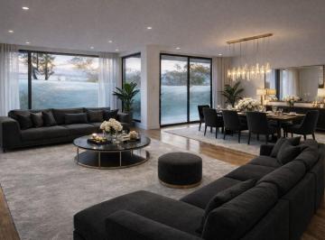 Casa de 4 habitaciones, Quito · Venta Casa con Suite y Piscina en Nayon