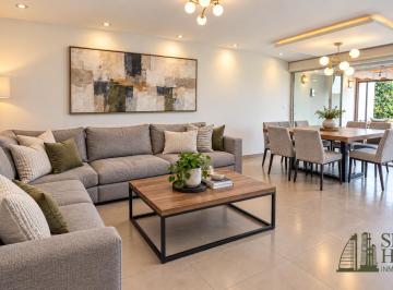 Casa de 3 habitaciones, Quito · Venta Amplia Casa Familiar en Cumbayá