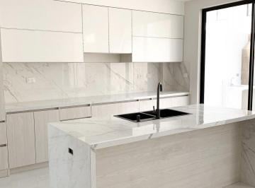 Casa de 3 habitaciones, Guayaquil · Venta Casa de Estreno - Ciudad Celeste - Acabados de Lujo - (W. L)