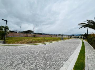 Terreno / Lote · 1m² · Puembo, Terreno en Venta, 573.69 m², 2 Pisos