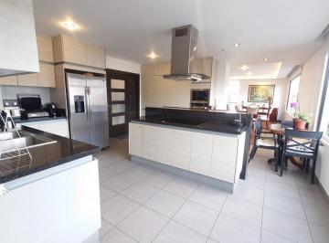 Departamento de 3 habitaciones, Quito · Bellavista. Moderno Penthouse con Vista Fantástica, 3 Dorm..