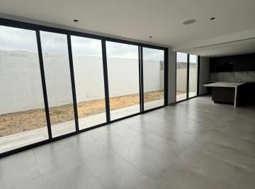 Casa de 4 habitaciones, Guayaquil · Moderna Casa en Venta por Estrenar