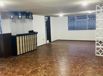 Local comercial · 210m² · 3 Habitaciones · Departamento Amplio en Venta Sector Ponciano