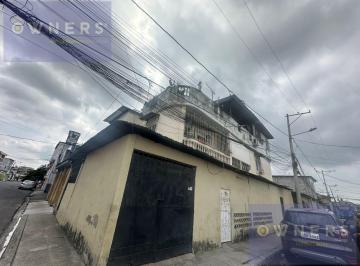 Casa · 186m² · 8 Habitaciones · 2 Estacionamientos · Venta Sur Guayaquil Casa Rentera Esquinera 5 Dptos (Age)