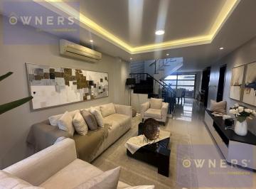 Casa · 180m² · 5 Habitaciones · 1 Estacionamiento · Venta Casa 5 Dorm. Samborondon Ciudad Celeste (Jlr)