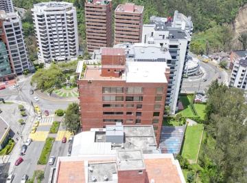 Departamento · 424ha · 4 Habitaciones · 2 Estacionamientos · Departamento Duplex Venta 384 m² Gonzalez Suarez 4 Habitaciones 3 Parqueaderos