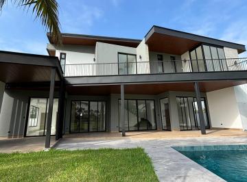 Casa · 367m² · 4 Habitaciones · Propiedad de Estreno en Mocoli Golf