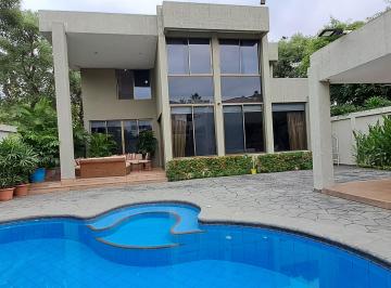 Casa de 4 habitaciones, Guayaquil · Primeros Kilom, Frente a La Uees, Moderna Plaza, Village Plaza