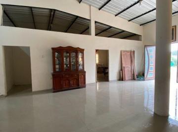 Terreno / Lote de 1 habitación, Santa Rosa · Galpón Para Criadero de Pollos en Santa Rosa