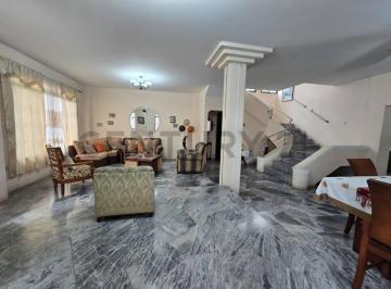 Casa · 295m² · 4 Habitaciones · 2 Estacionamientos · Oportunidad Única Vendo Amplia Casa 12 m Frente Urdenor Uno 4 Dorm. Elsm
