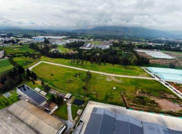 Terreno / Lote , Quito · Terreno Industrial 3960 m² - Mediano Impacto / Tababela