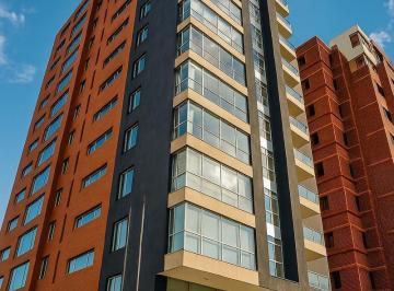 Departamento · 157m² · 3 Habitaciones · 2 Estacionamientos · Departamento en Venta - González Suarez - Centro Norte