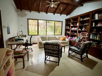Casa de 4 habitaciones, Guayaquil · La Puntilla Casa en Venta