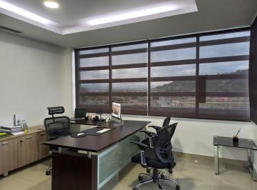Casa de 3 habitaciones, Guayaquil · Oficina Esquinera de Venta en El Edificio River Plaza, Terraza y Parqueo