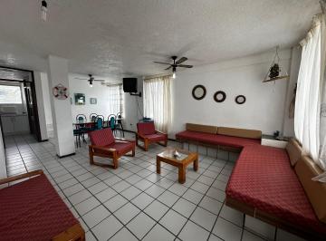 Departamento de 4 habitaciones, Atacames · Tonsupa - Cómodo Departamento de Venta