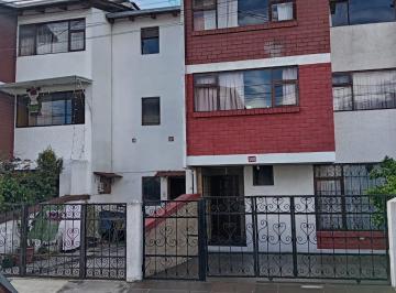 Departamento de 4 habitaciones, Quito · Venta Departamento Sector El Inca