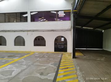 Bodega-Galpón de 8 habitaciones, Quito · Rento Galpón de 1200 m Construcción y 1800 de Terreno Gaspar de Villarroel Quito
