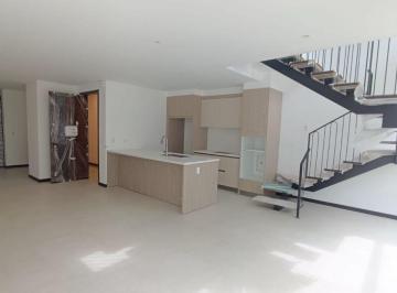 Departamento de 2 habitaciones, Quito · Duplex en Venta 2 Hab 2.5 Baños Terraza/jardin: Bellavista