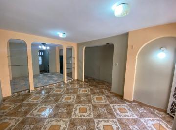 Casa · 163m² · 4 Habitaciones · Casa en Venta Sur de Guayaquil en Excelente Zona Comercial