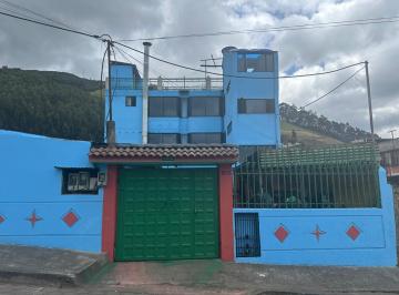Casa de 9 habitaciones, Quito · Casa Rentera de Venta en El Sur de Quito, Sector La Euatoriana
