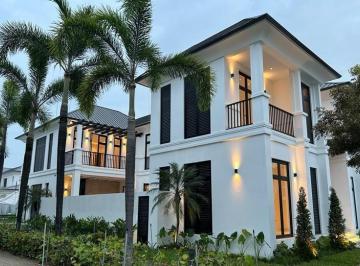 Casa de 5 habitaciones, Guayaquil · Aires del Batan - Proyecto en Venta con Vista Al Lago - Diseño Exclusivo